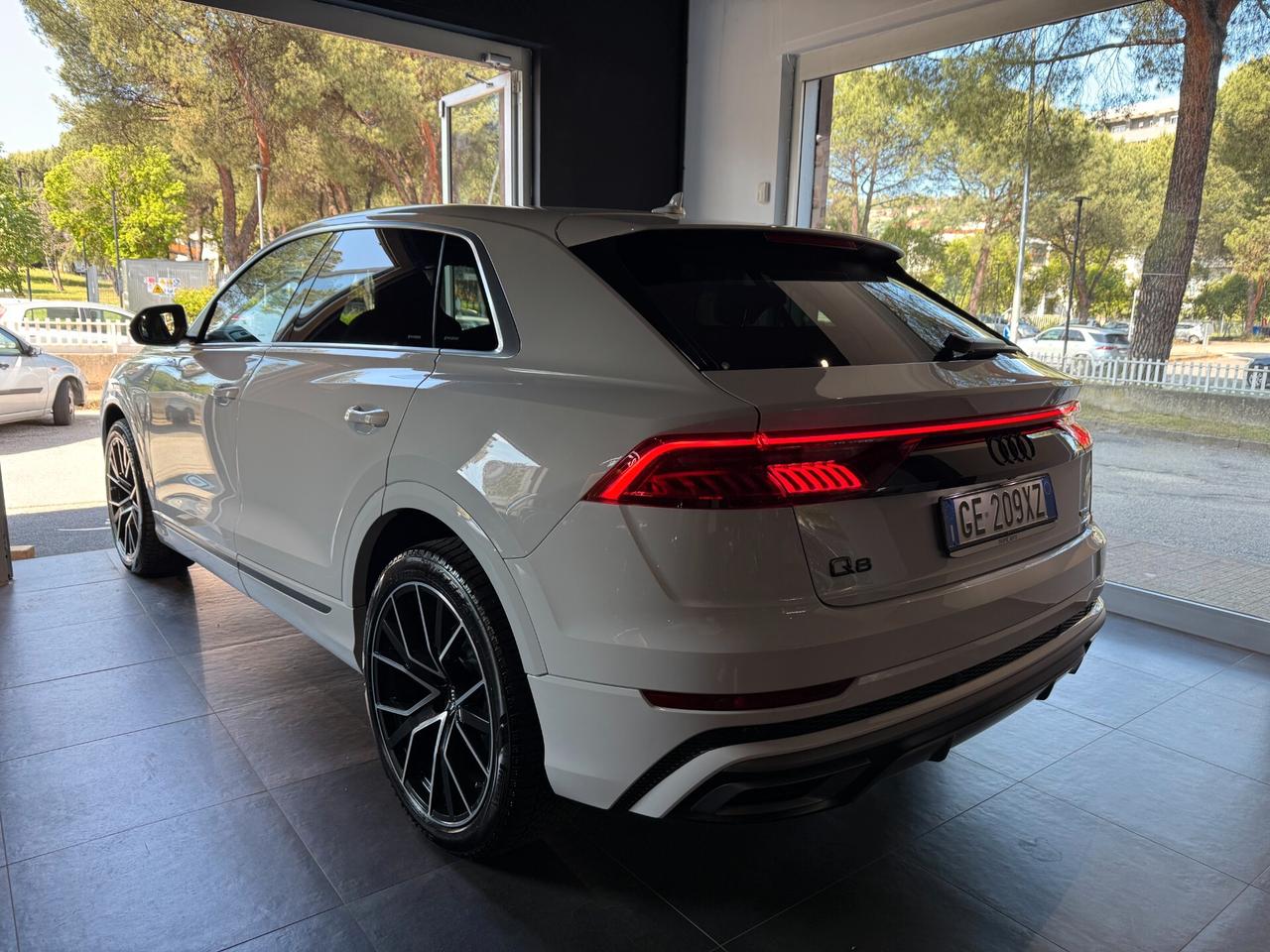 Audi Q8 50 TDI 286 CV quattro tiptronic Sport