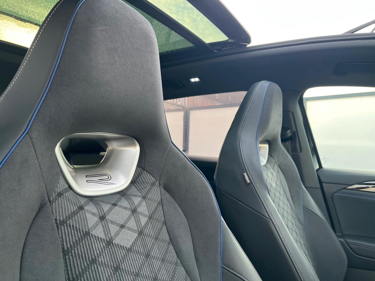 Volkswagen Tiguan 2.0 TDI 150 CV DSG R-Line Plus *TETTO APRIBILE*