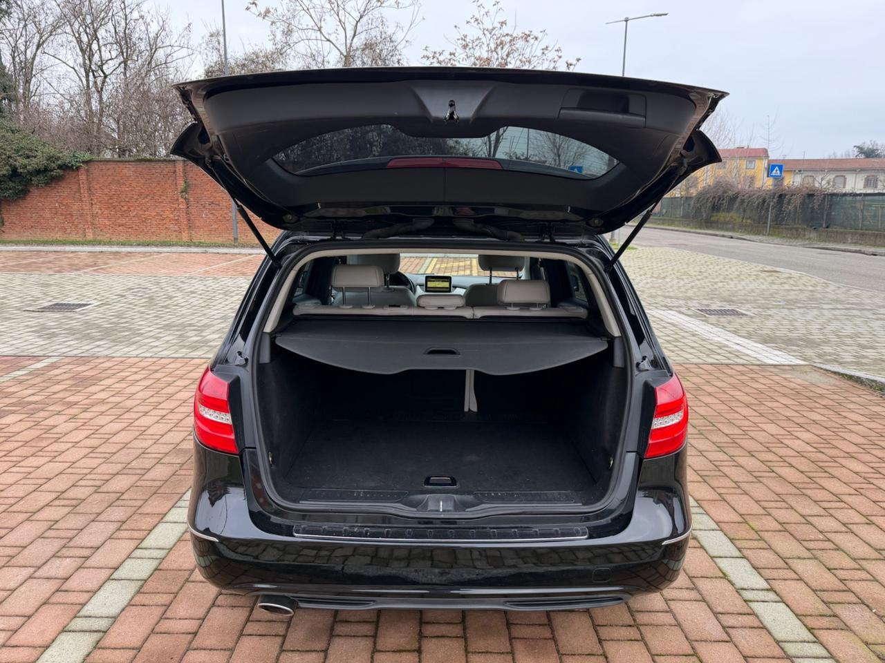 Mercedes-benz B 200 CDI BlueEFFICIENCY Executive