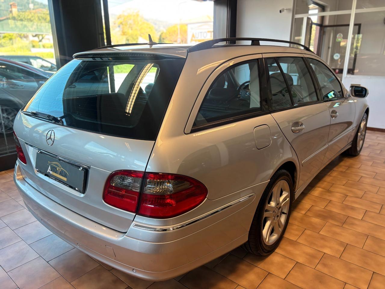 Mercedes-Benz E 280 cdi V6 evo Avantgarde 4matic auto