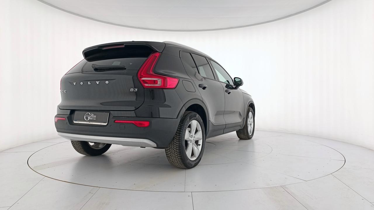 VOLVO XC40 2.0 b3 Core auto