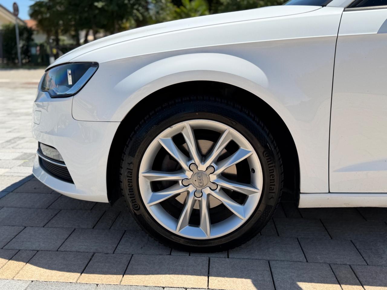 Audi A3 1.6 TDI S tronic