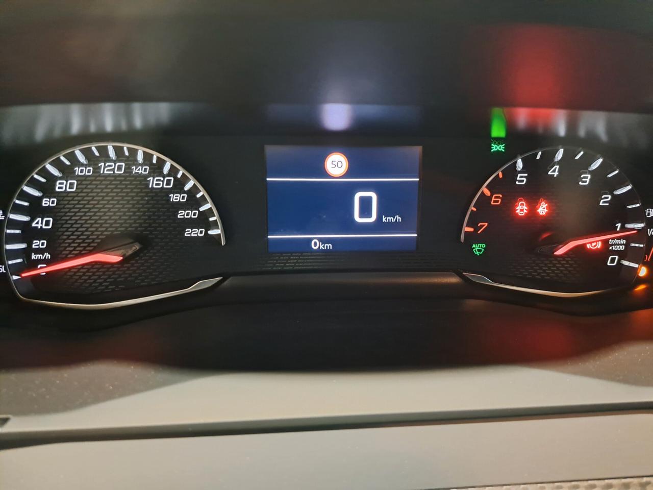 Peugeot 2008 KM/0 NESSUN OBBLIGO FINANZIARIO!!