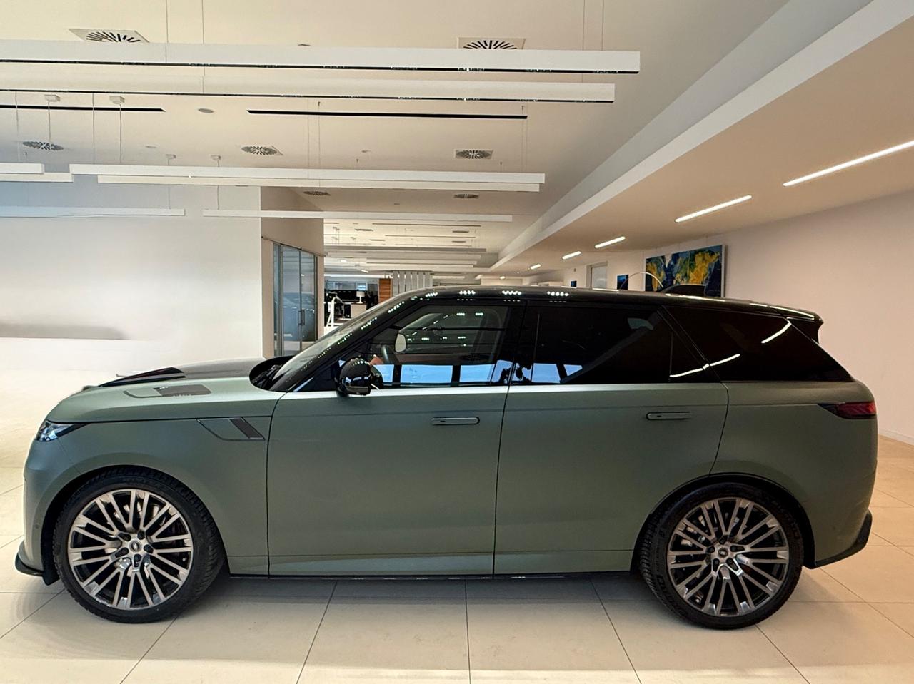 Land Rover Range Sport 4.4 V8 635 CV SV