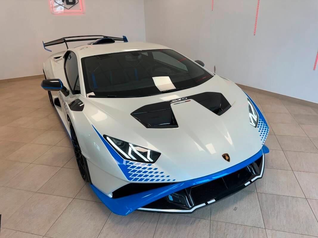 Lamborghini Huracan STO - LIFT - AKRAPOVIC-PPF-FULL.CARBONIO-IVA ESP.