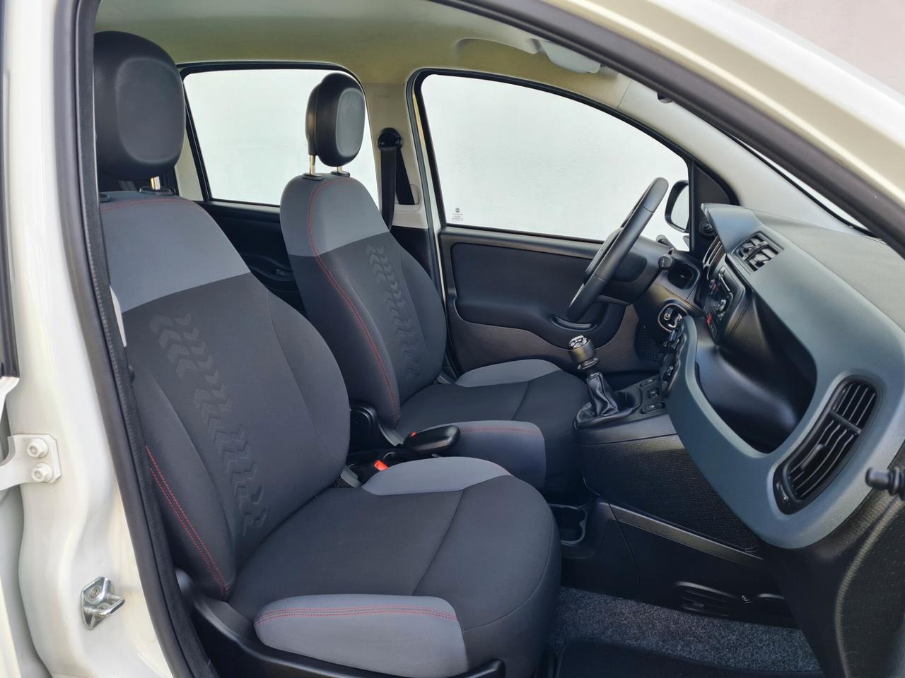 Fiat Panda 1.2 Easy 69 CV 5 Posti