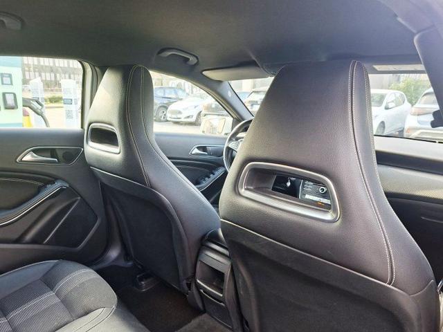 MERCEDES-BENZ A 180 Sport