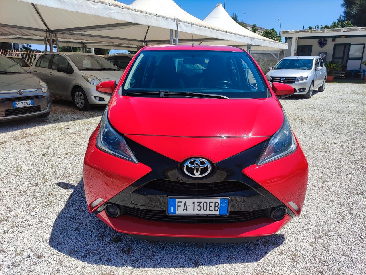 Toyota Aygo 1.0 VVT-i 69 CV 5 porte x-cool