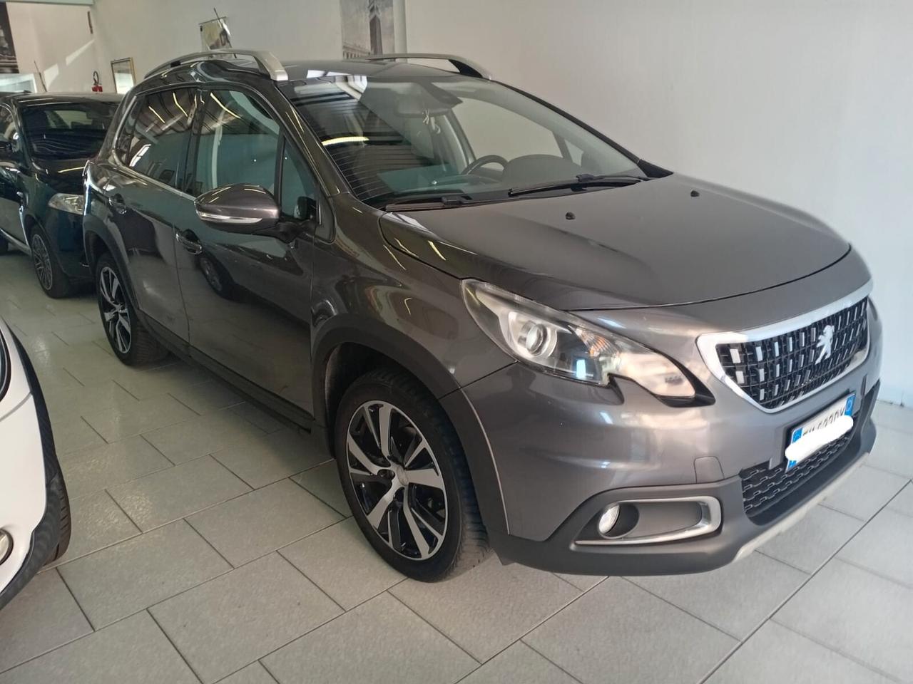 Peugeot 2008 BlueHDi 100 Black Matt