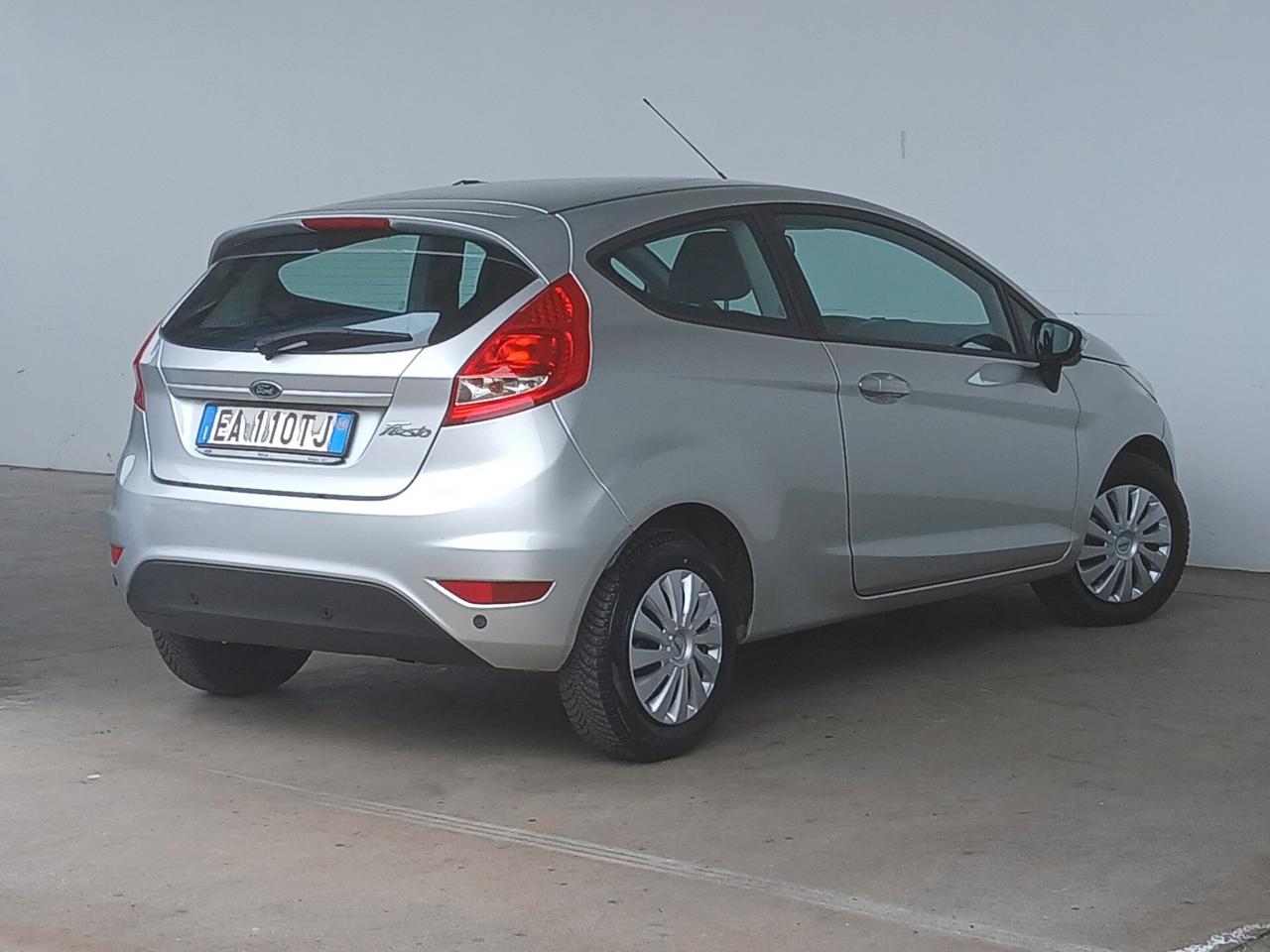 Ford Fiesta Titanium EURO 5 BENZINA