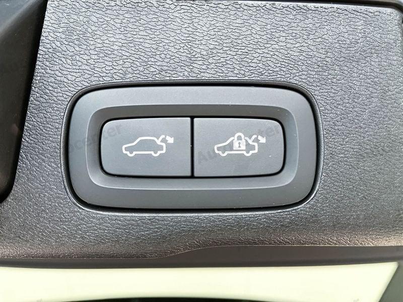 Volvo XC60 T8 Recharge Plug-in Hybrid AWD Inscription