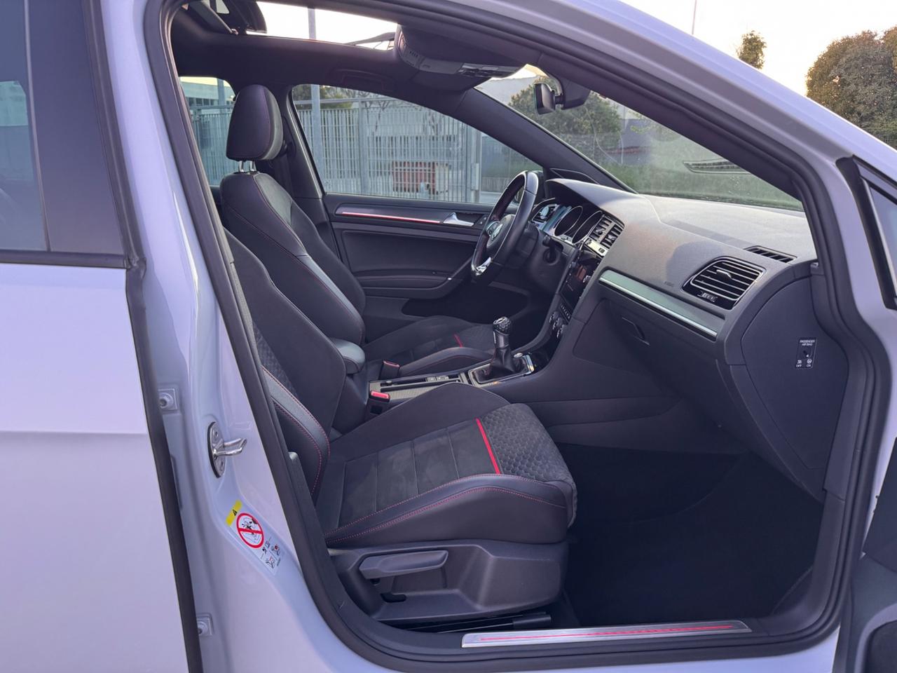 Volkswagen Golf GTI Performance 2.0 230 CV TSI 5p. BMT