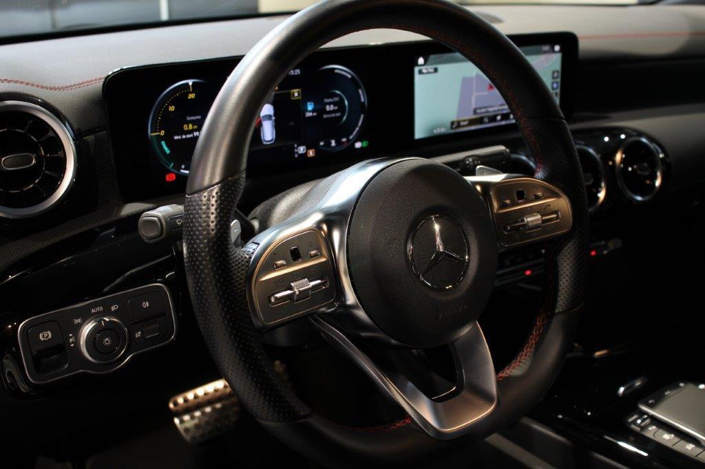 Mercedes-benz CLA 220 d Automatic Shooting Brake Premium AMG FULL
