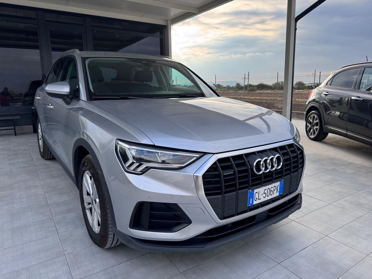 Audi Q3 35 TDI quattro S tronic Business Advanced