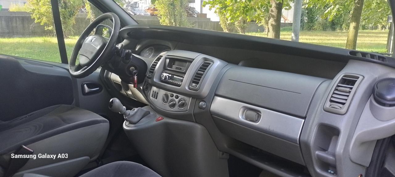 Renault 7 posti 2.0 dCi Passenger Confort