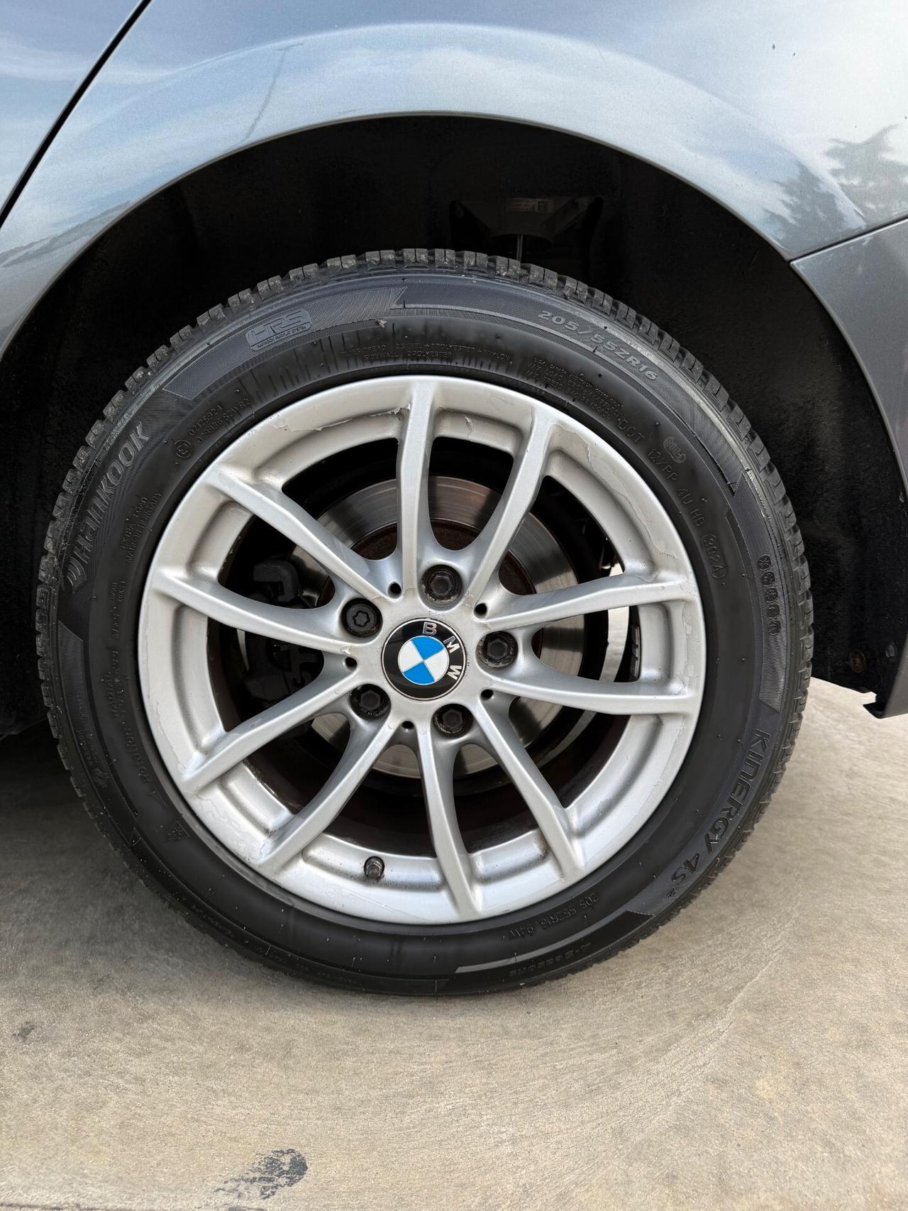 Bmw 118 118d 5p. Unique