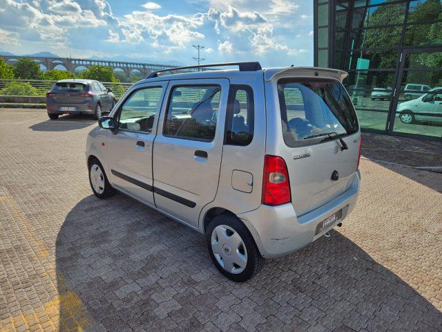 SUZUKI Wagon R+ 1.3i motore da rivedere