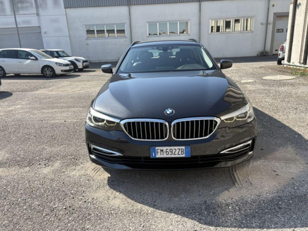 BMW Serie 5 Touring 520 d Luxury xDrive Steptronic