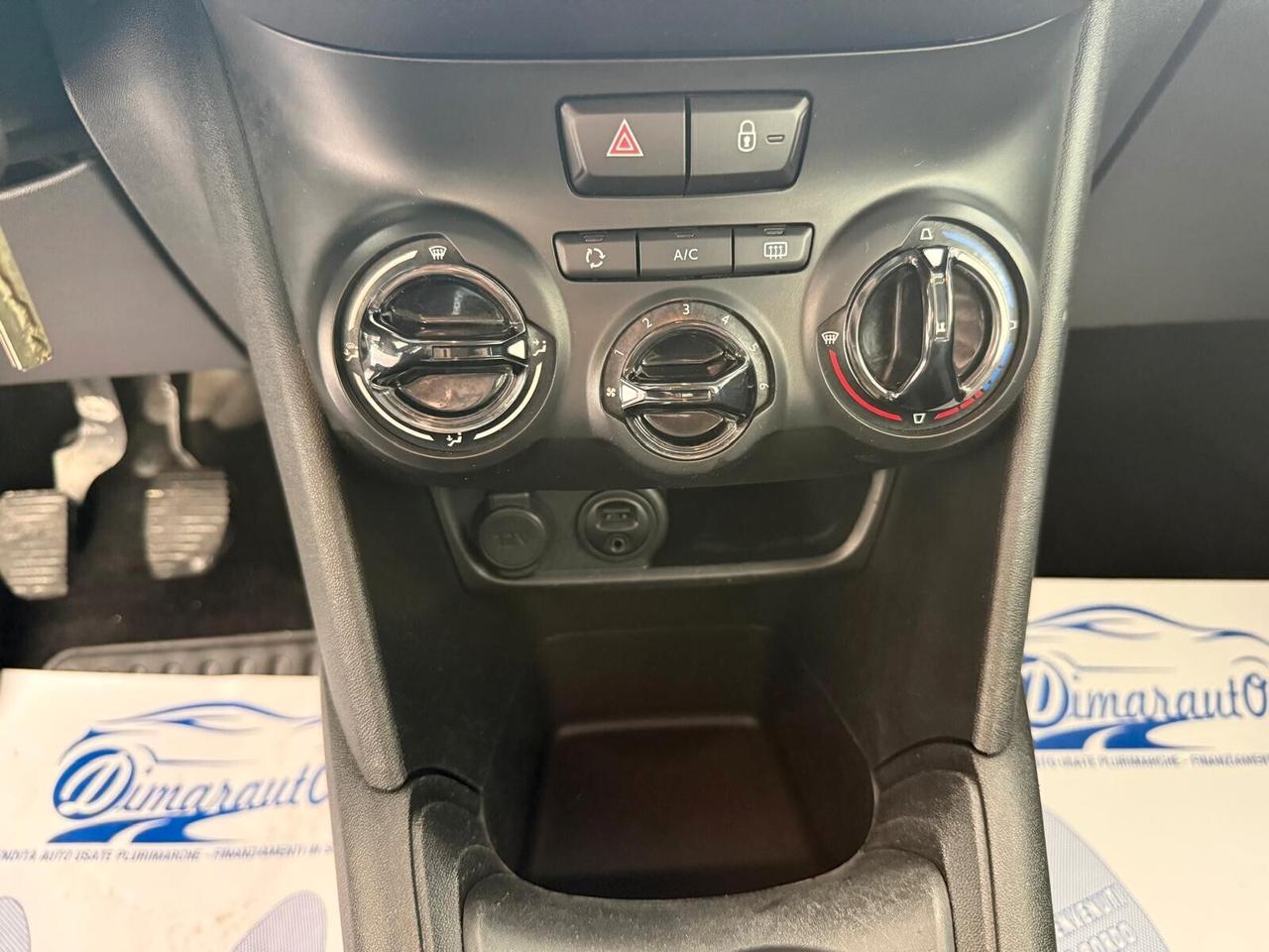 PEUGEOT 208 1.2 BENZINA CON 138.000 KM 2015