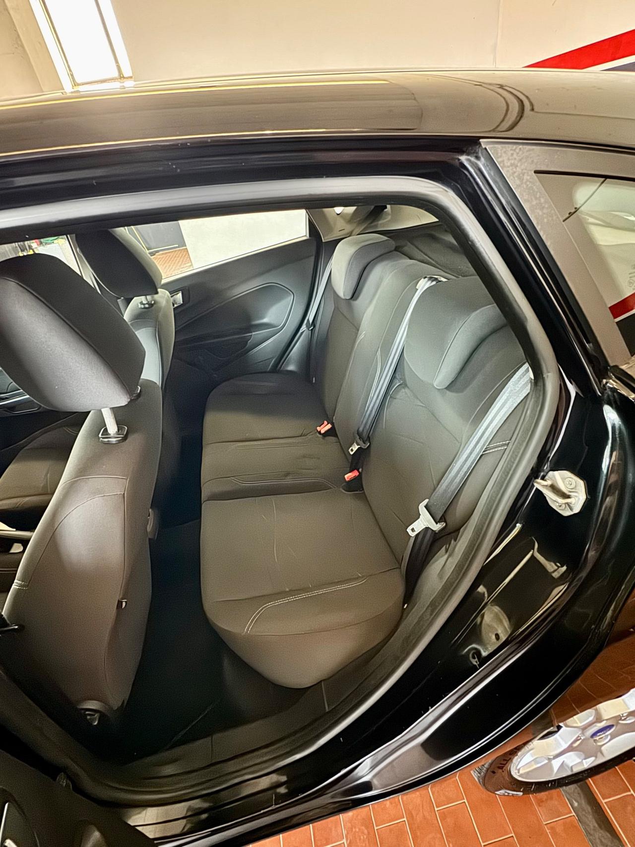 Ford Fiesta 1.4 5p. Bz.- GPL Titanium