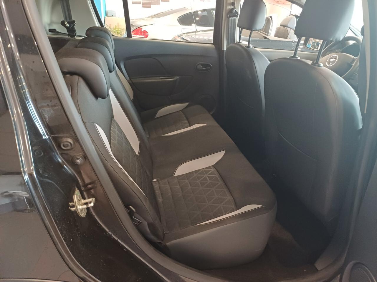 Dacia Sandero Stepway 900 TCe 12V 90CV adatta a neopatentati