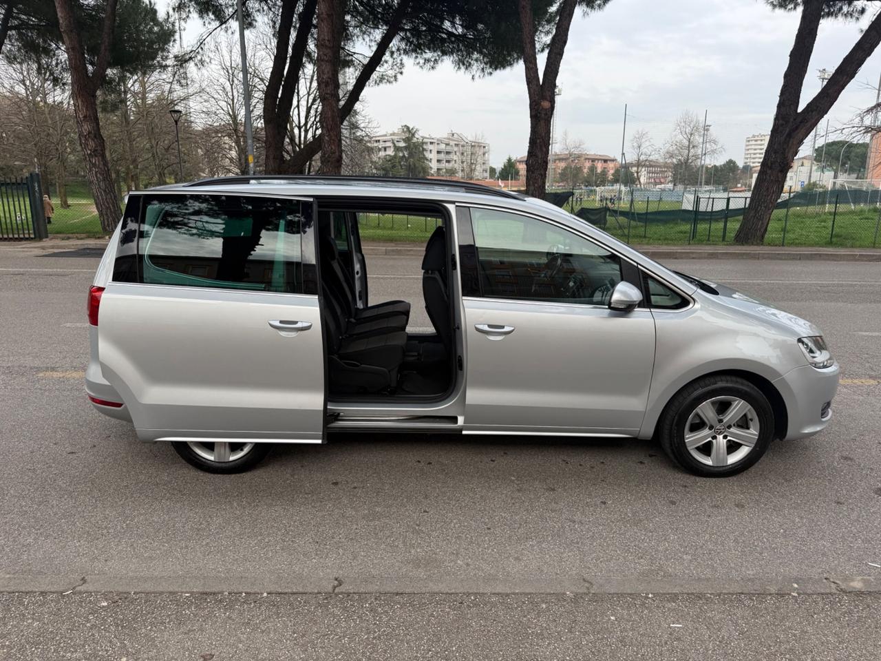 Volkswagen Sharan 2.0 TDI Highline BlueMotion Technology