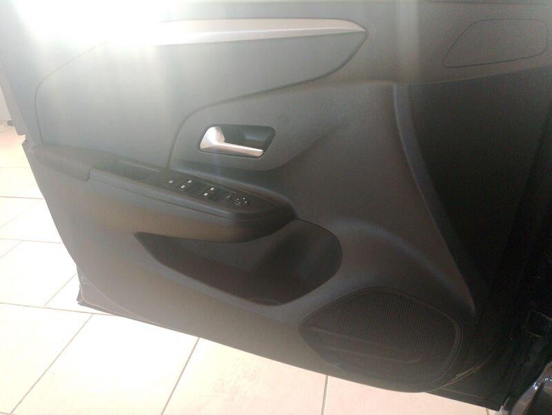 Opel Corsa 6ª serie 1.2 Elegance