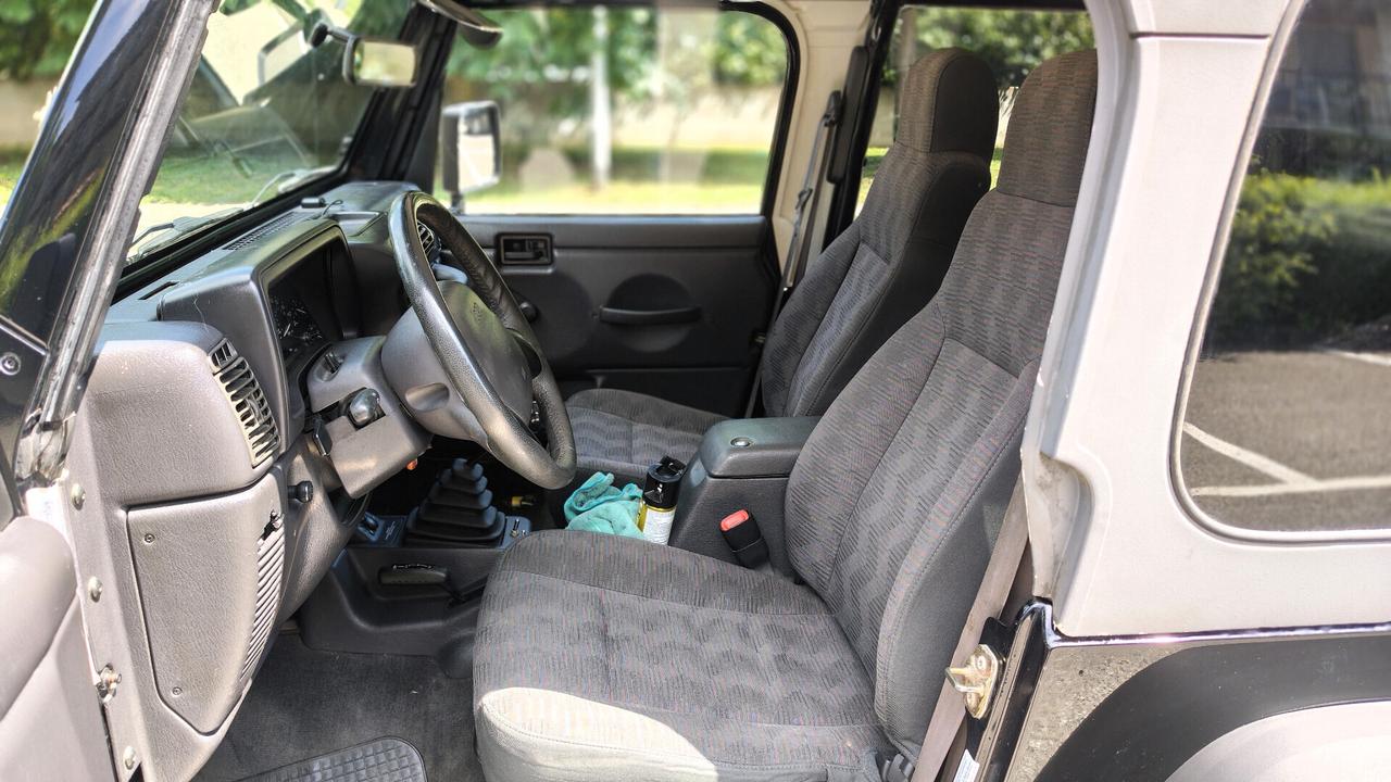 Jeep Wrangler 4.0 cat Sport ASI 4P