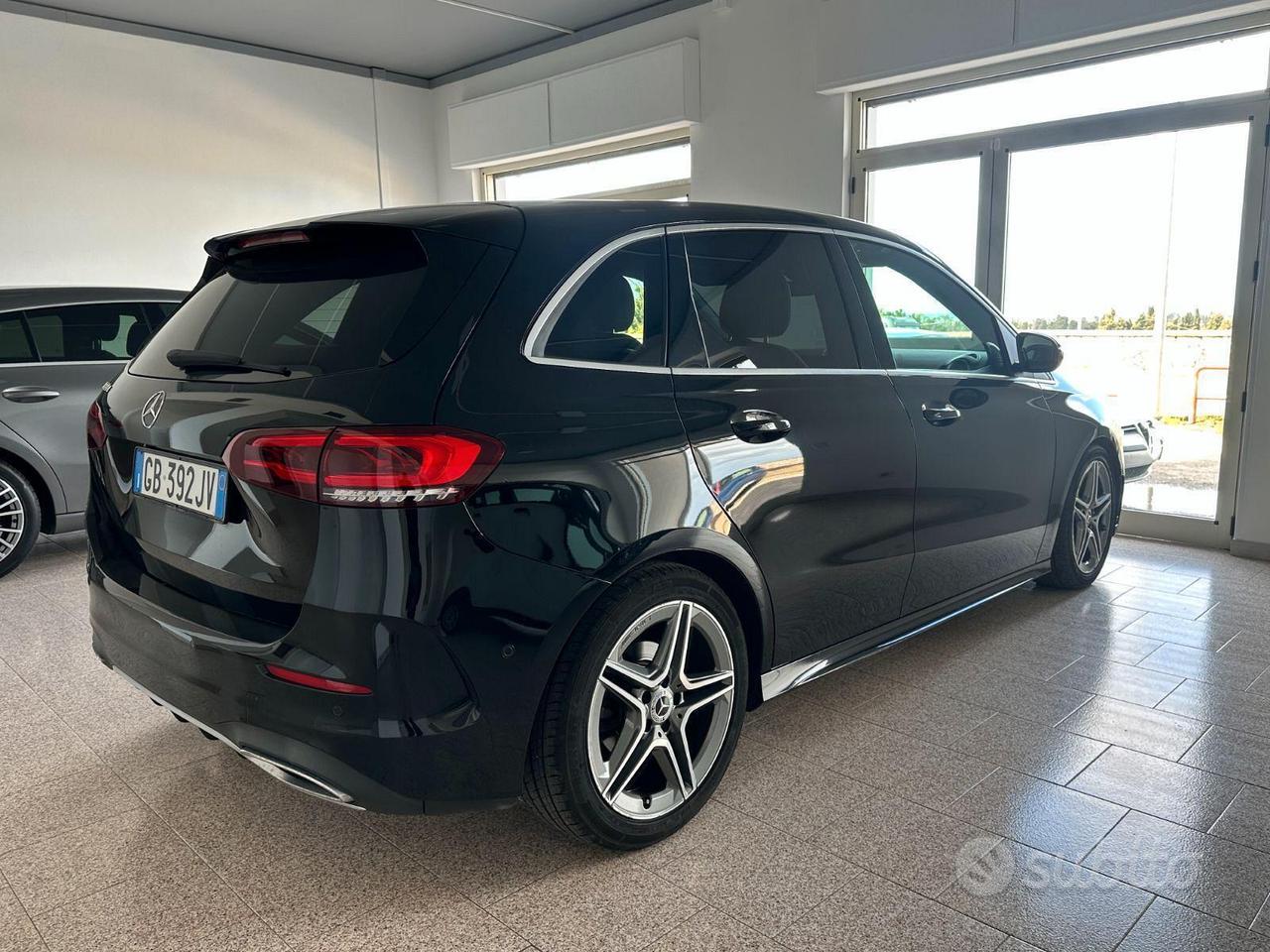 Mercedes-Benz B 180d Premium AMG - 114.000km
