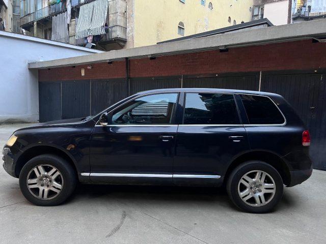 VOLKSWAGEN Touareg 3.2 V6 tiptronic