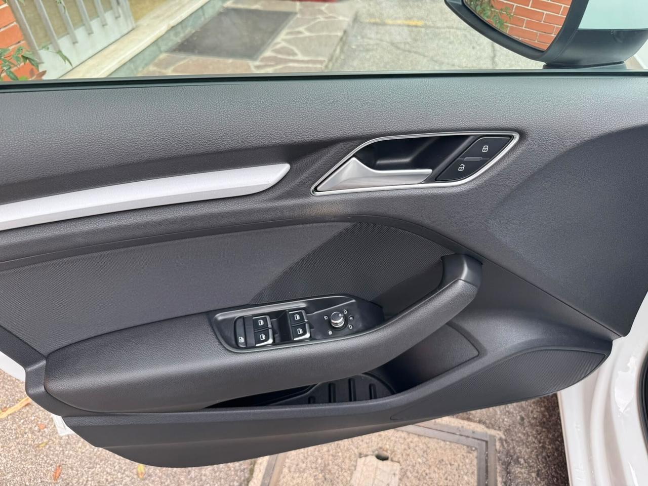 Audi A3 Sportback 1.6 tdi Business 110cv E6