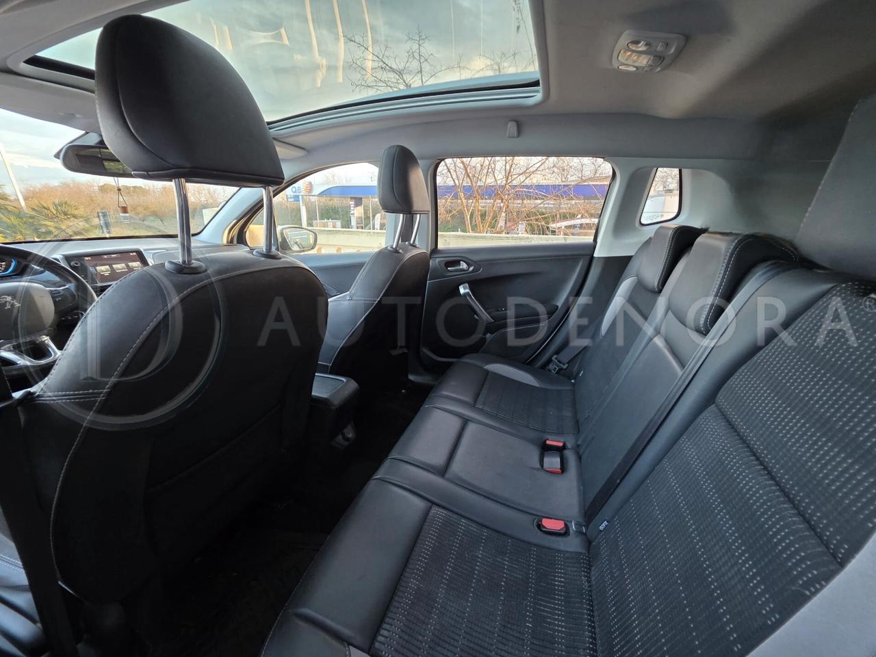 Peugeot 2008 BlueHDi 100 Allure#LED#TETTO#NAVI#CAM#PELLE