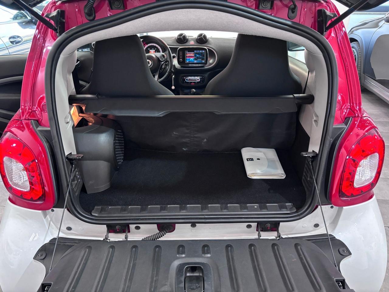 SMART FORTWO 0.9 T TWINAMIC PASSION TETTO-NAVI-LED-RETRO