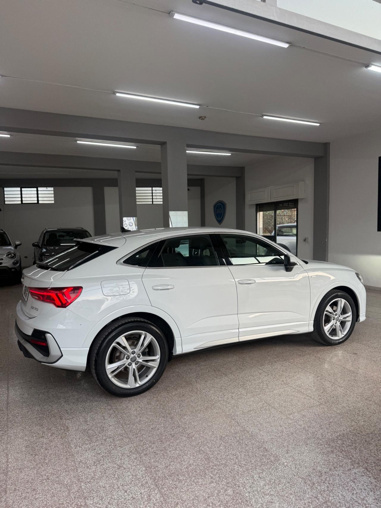 Audi Q3 35 TDI S tronic S line edition