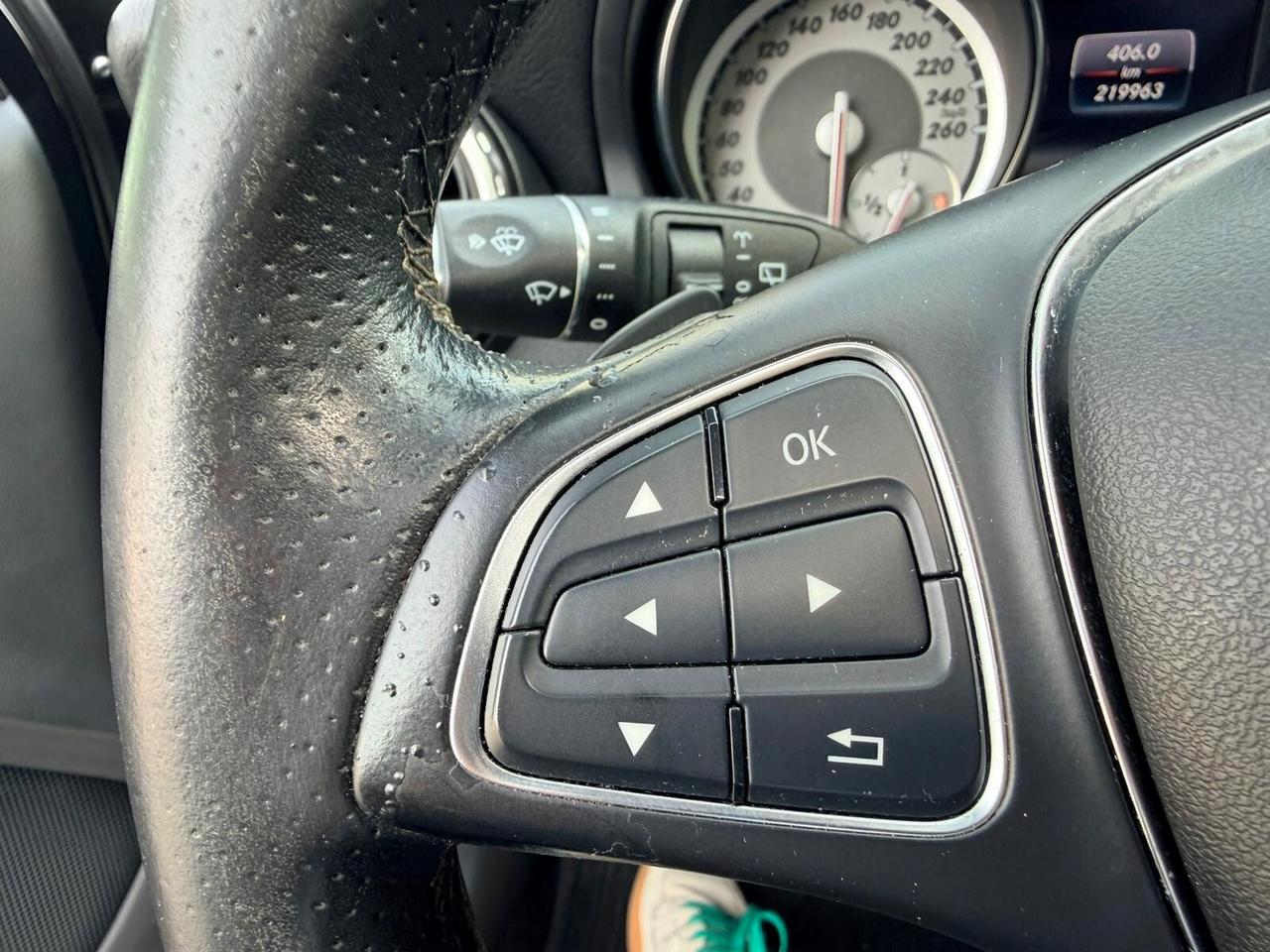 Mercedes-benz GLA 200d AUTOM/TETTO APRIBILE