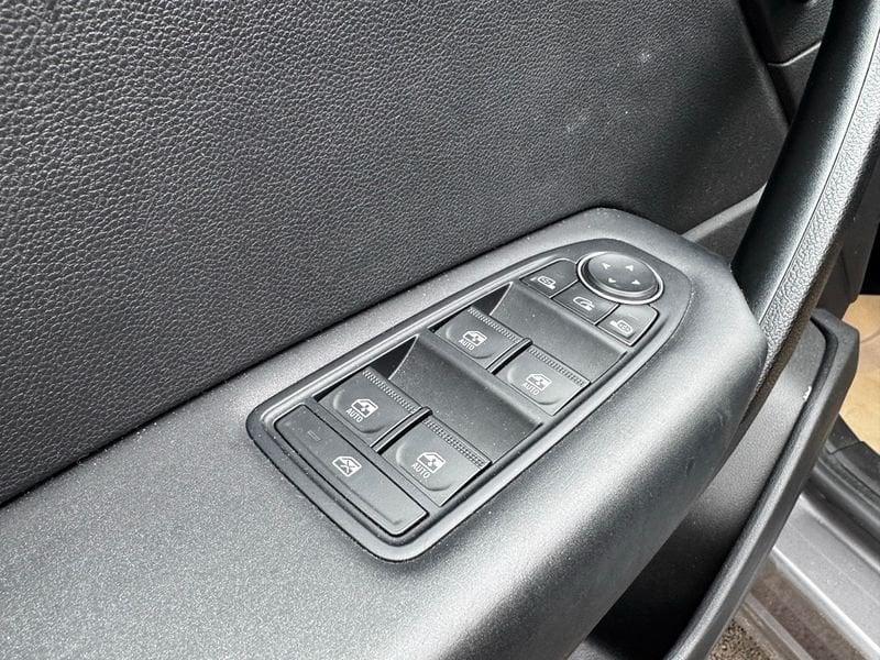 Renault Captur II 2019 1.6 E-TECH Hybrid Zen Auto 145cv