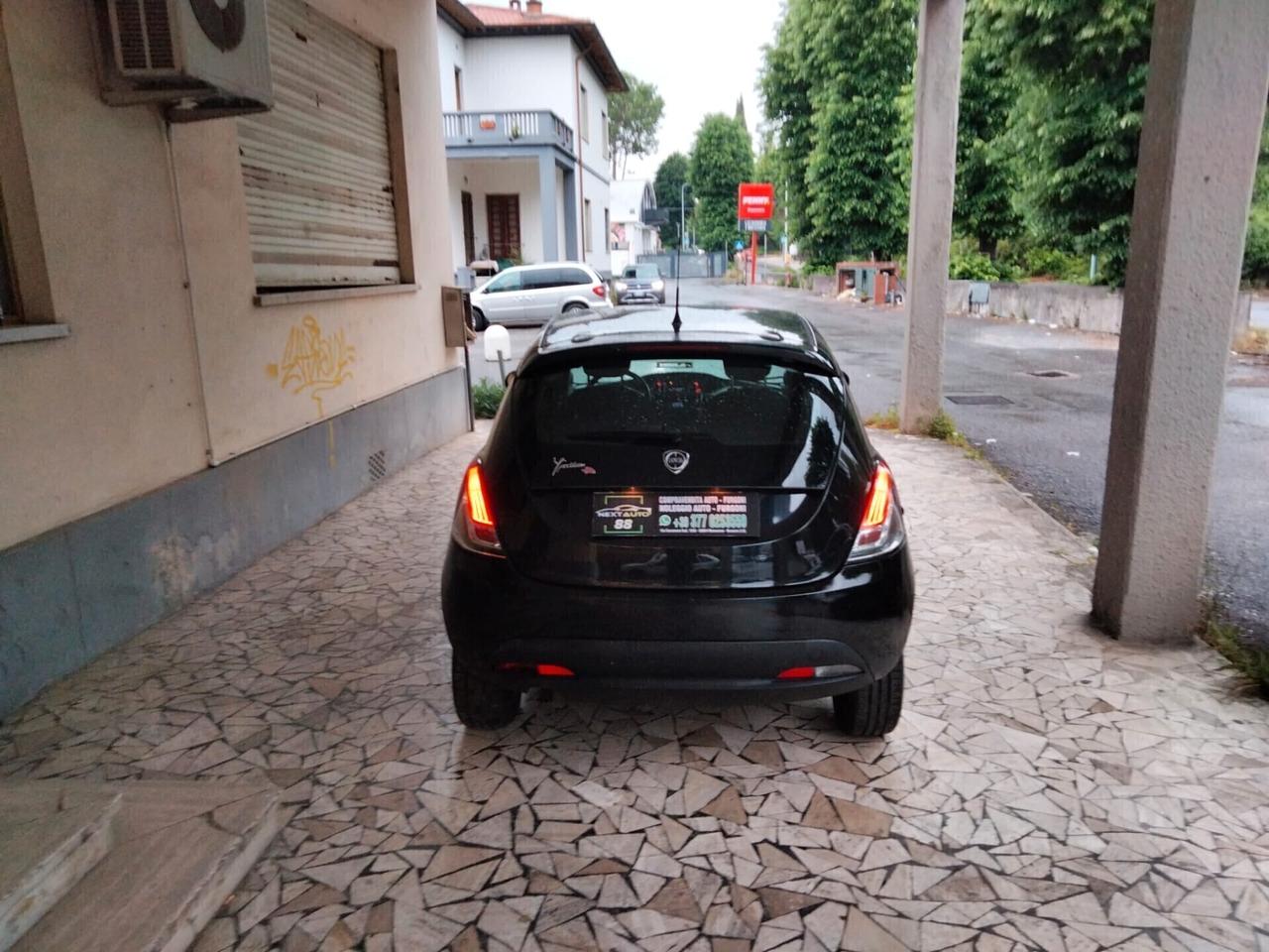 Lancia Ypsilon 0.9 TwinAir 85 CV 5 porte S&S DFN Gold 2014 NEOPATENTATI