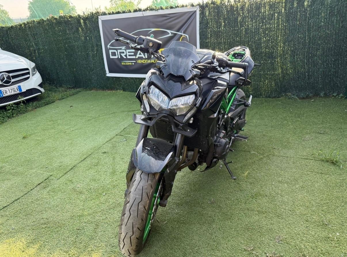 Kawasaki Z 900 2023 INCIDENTATA FUNZIONANTE
