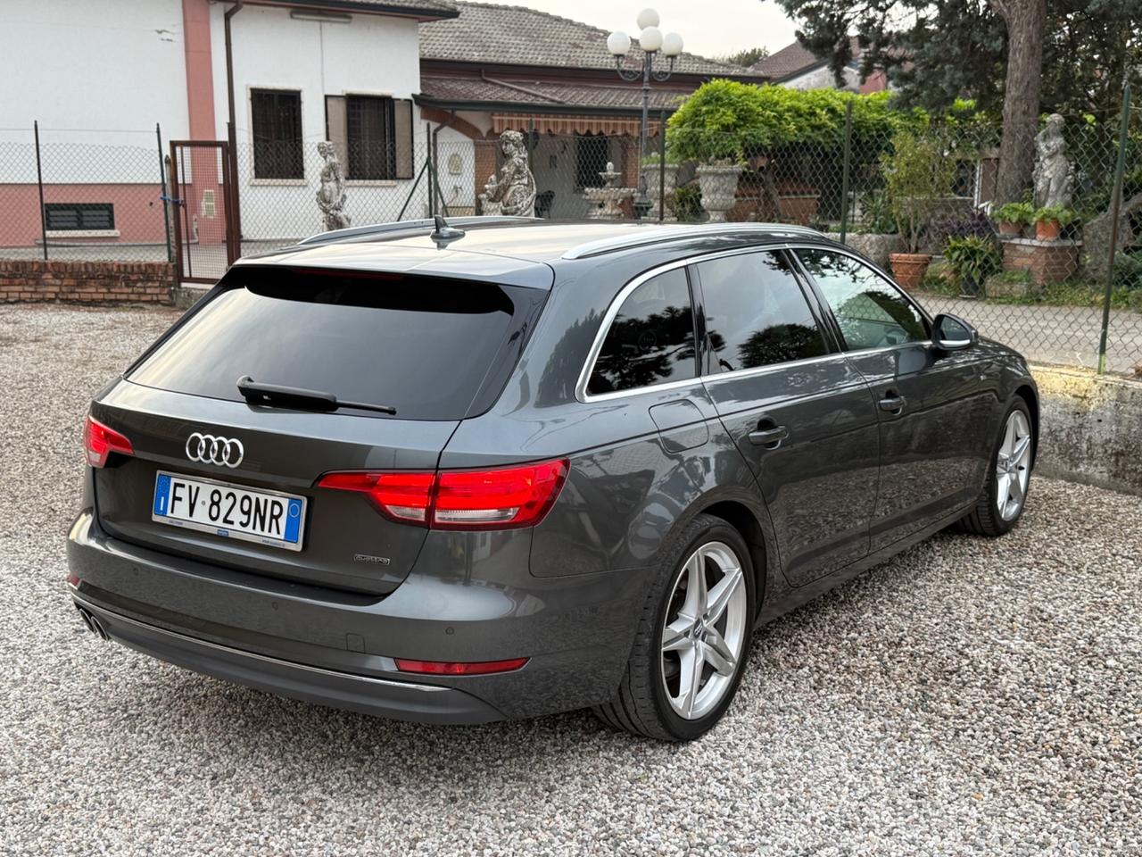 Audi A4 S line