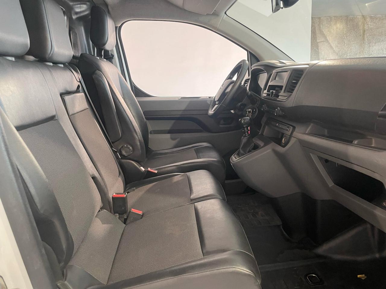 Opel Vivaro 1.5 Diesel 120cv PRONTA CONSEGNA