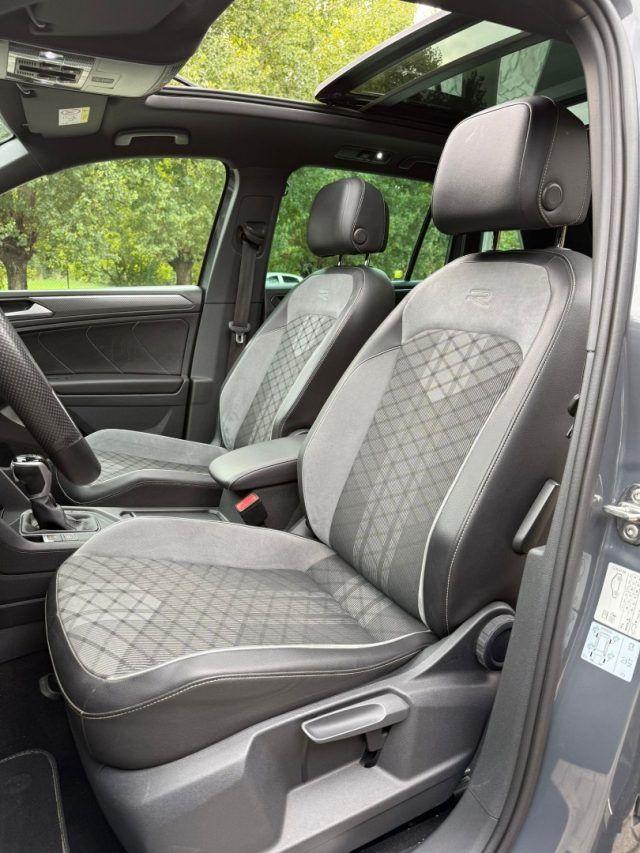 VOLKSWAGEN Tiguan 2.0 TDI 150 CV SCR DSG R-Line PANORAMA