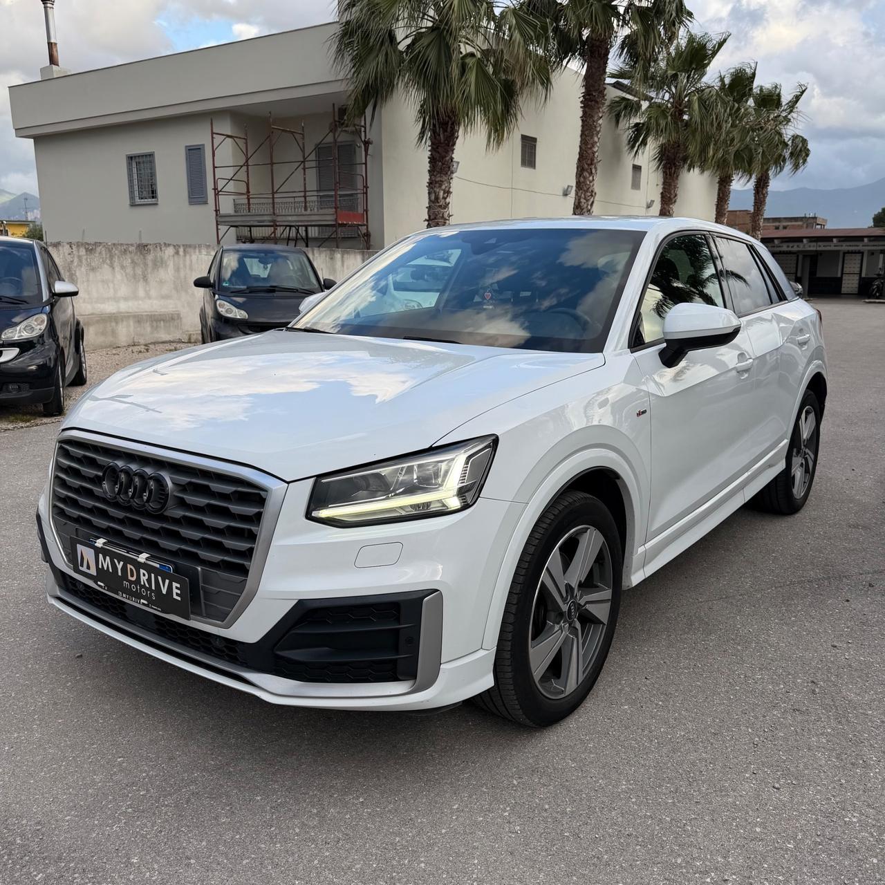 Audi Q2 1.6 TDI S-LINE FULL