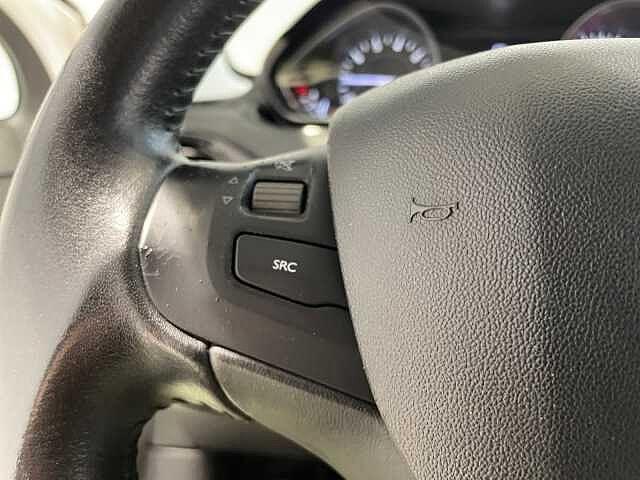 Peugeot 208 1.2 PureTech 82CV Active - NEOPATENTATI