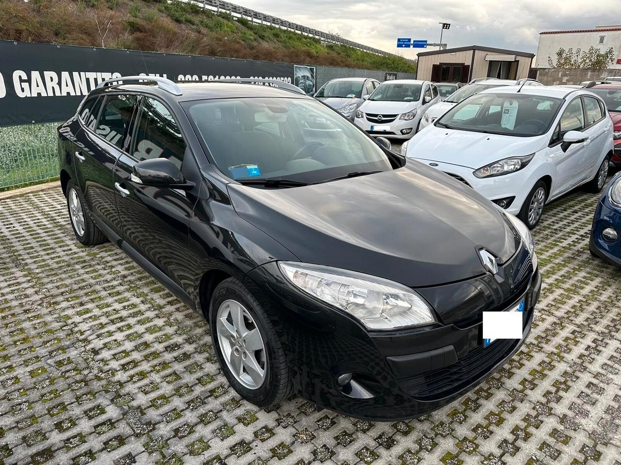 Renault Mégane 1.5 dCi 110CV SporTour Luxe-02/2010