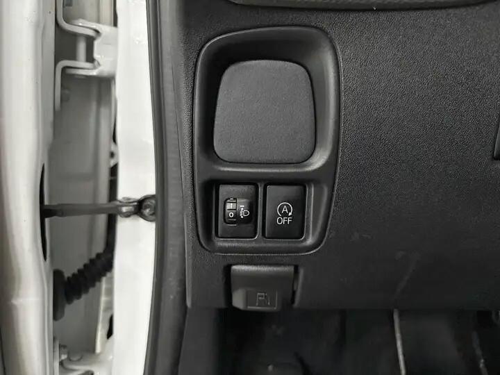 Peugeot 108 Active VTi 72cv S&S Neopatentati