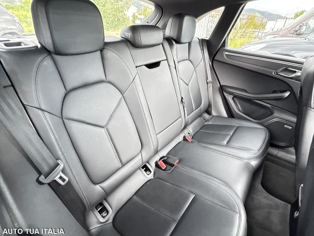 PORSCHE MACAN 2.0 TURBO BENZINA TETTO NAVI