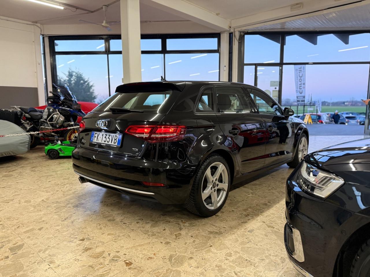 Audi A3 1.6 TDI 116 CV S tronic Sport 09/2017 Euro 6B Neopatentati