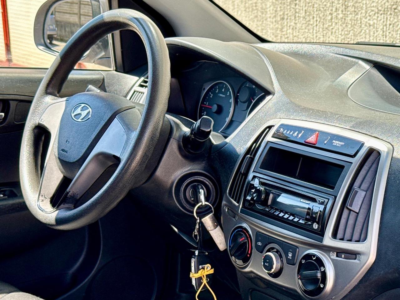 Hyundai i20 1.2 5p. Econext Sound Edition