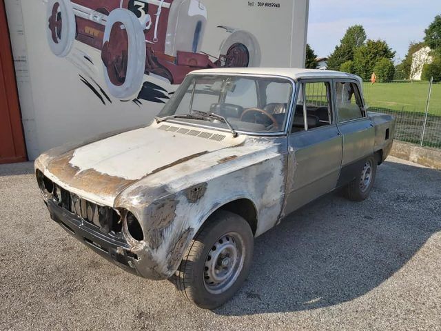 ALFA ROMEO Giulia 1600 Biscione