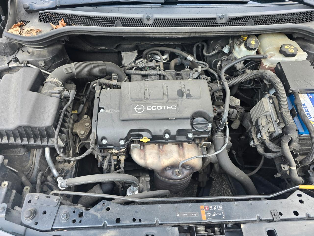 Opel Astra 1.4 100CV 5 porte Cosmo